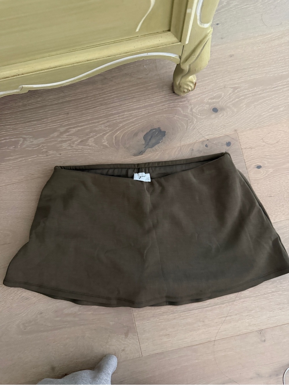 Geel Aria Mini Skirt